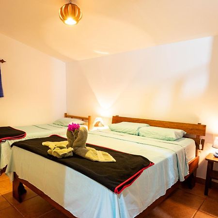 Pochote Lodge Guayabo  ภายนอก รูปภาพ