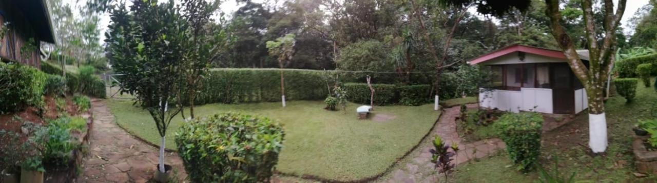 Pochote Lodge Guayabo  ภายนอก รูปภาพ