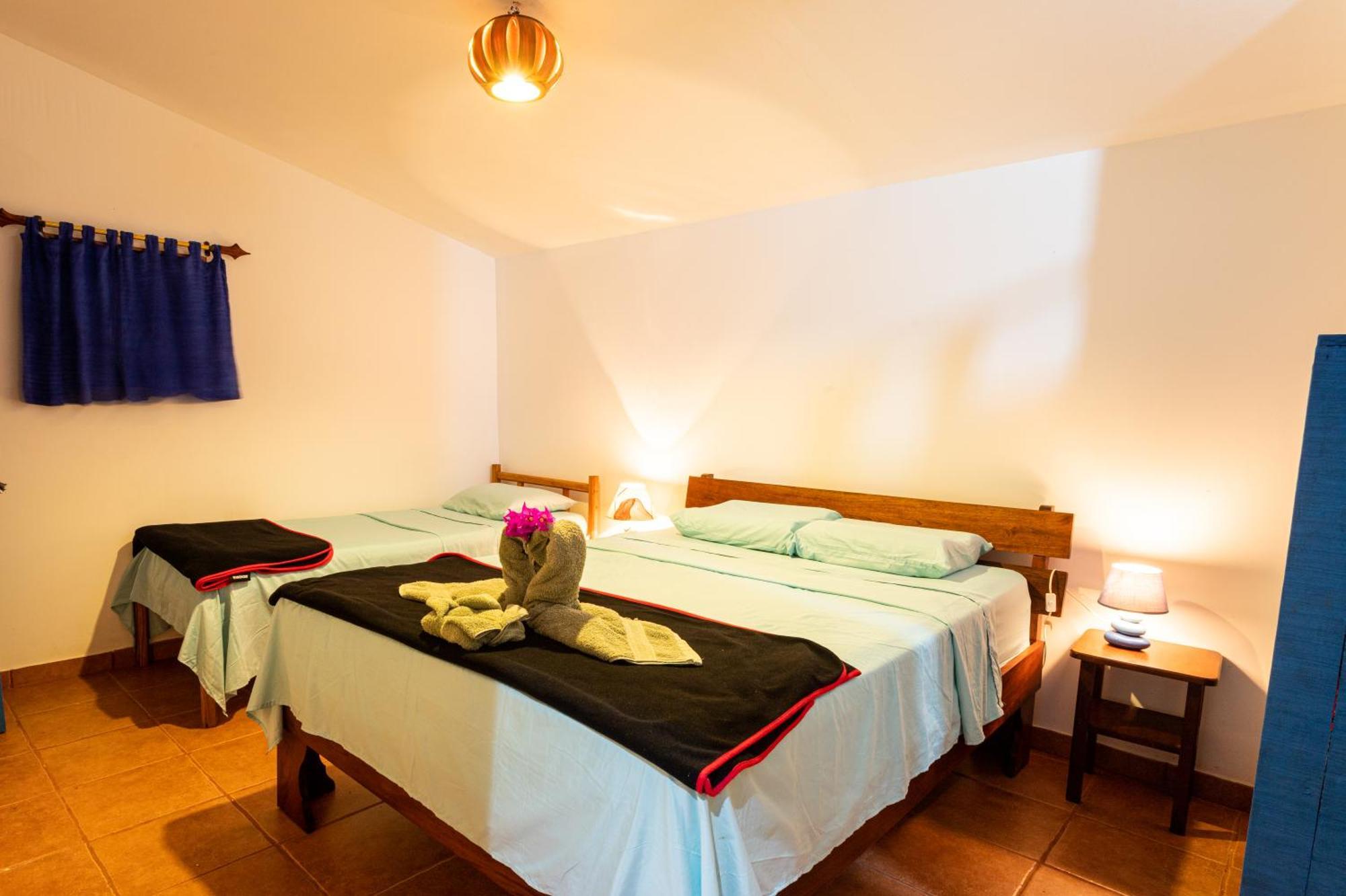 Pochote Lodge Guayabo  ภายนอก รูปภาพ